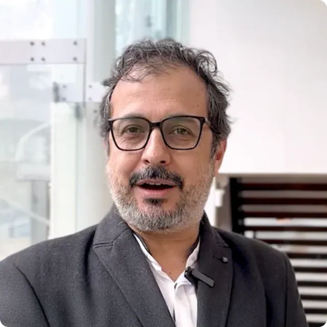 José Lahura